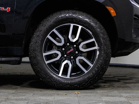 Used 2023 GMC Yukon AT4 image 41