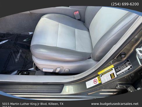 Used 2012 Toyota Camry XLE FWD image 10