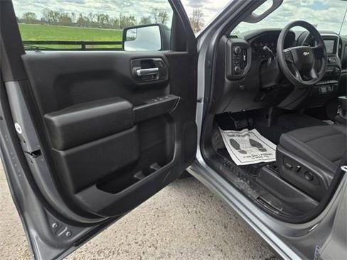 New 2025 Chevrolet Silverado 1500 Custom image 19