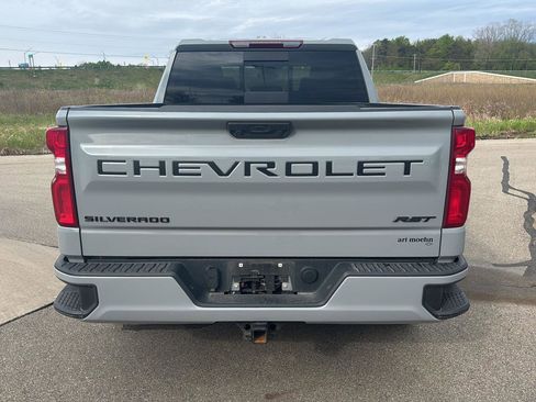 Used 2024 Chevrolet Silverado 1500 RST w/ Convenience Package II AWD/4WD image 4