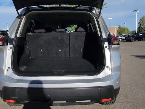 Used 2024 Nissan Rogue S AWD/4WD image 38