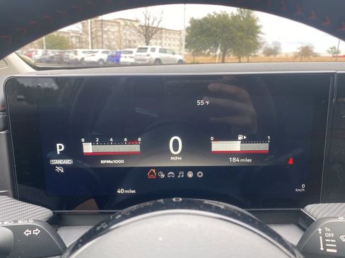 New 2026 Nissan Kicks SR w/ SR Premium Package FWD image 19