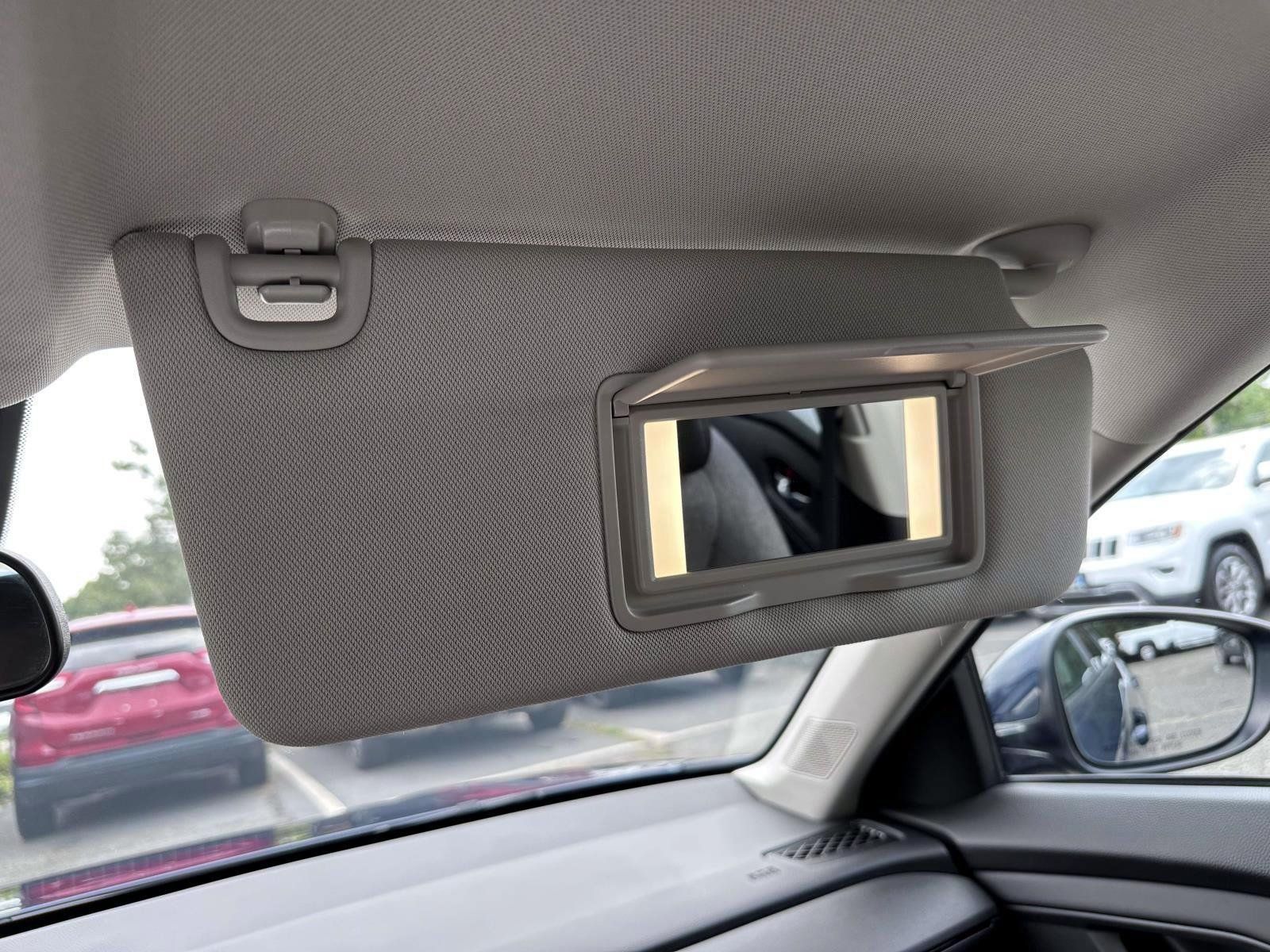 Used 2024 Honda Accord EX image 29