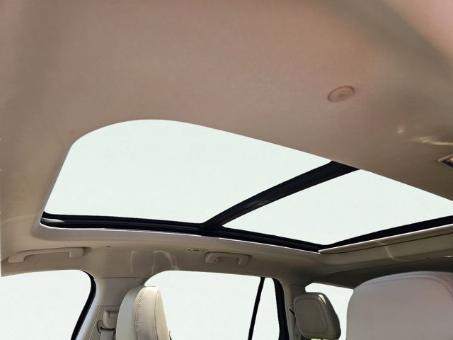 Used 2022 Lincoln Aviator Grand Touring w/ Elements Package Plus AWD/4WD image 19
