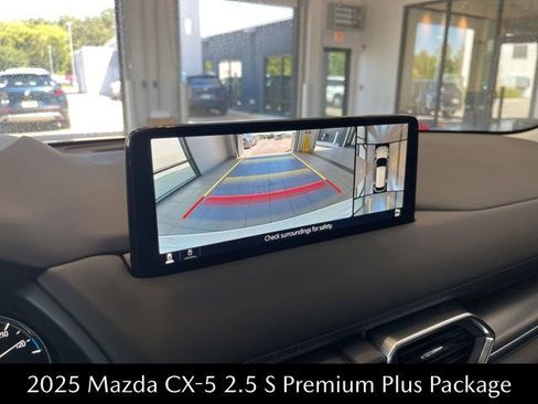 New 2025 MAZDA CX-5 AWD 2.5 S w/ Premium Plus Pkg image 15