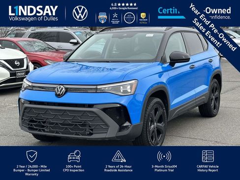 Certified 2025 Volkswagen Taos SE image 4