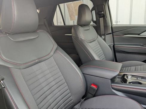 New 2026 Ford Explorer ST-Line w/ ST-Line Street Pack AWD/4WD image 34