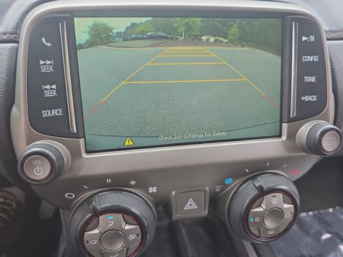 Used 2015 Chevrolet Camaro SS w/ SS Performance Package RWD image 20