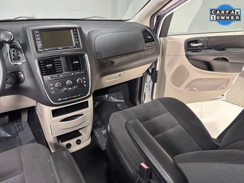 Used 2017 Dodge Grand Caravan SE w/ Power Window Group image 21