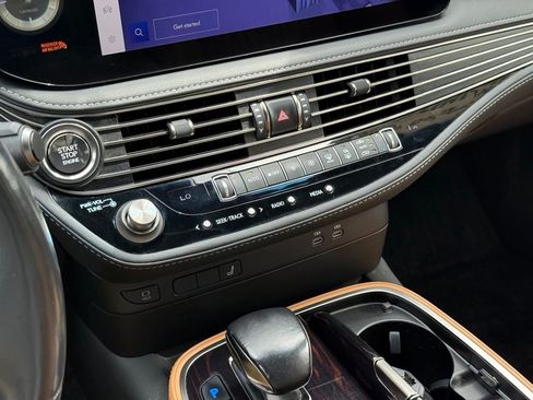 Certified 2023 Lexus LS 500 AWD w/ Interior Upgrade Package image 35