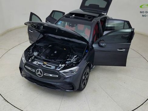 Used 2024 Mercedes-Benz GLC 300 4MATIC image 88