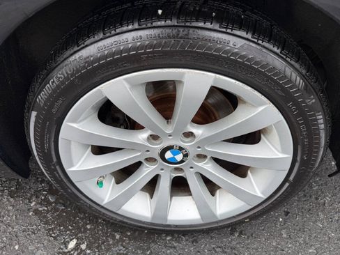 Used 2009 BMW 328i xDrive Sedan AWD/4WD image 10