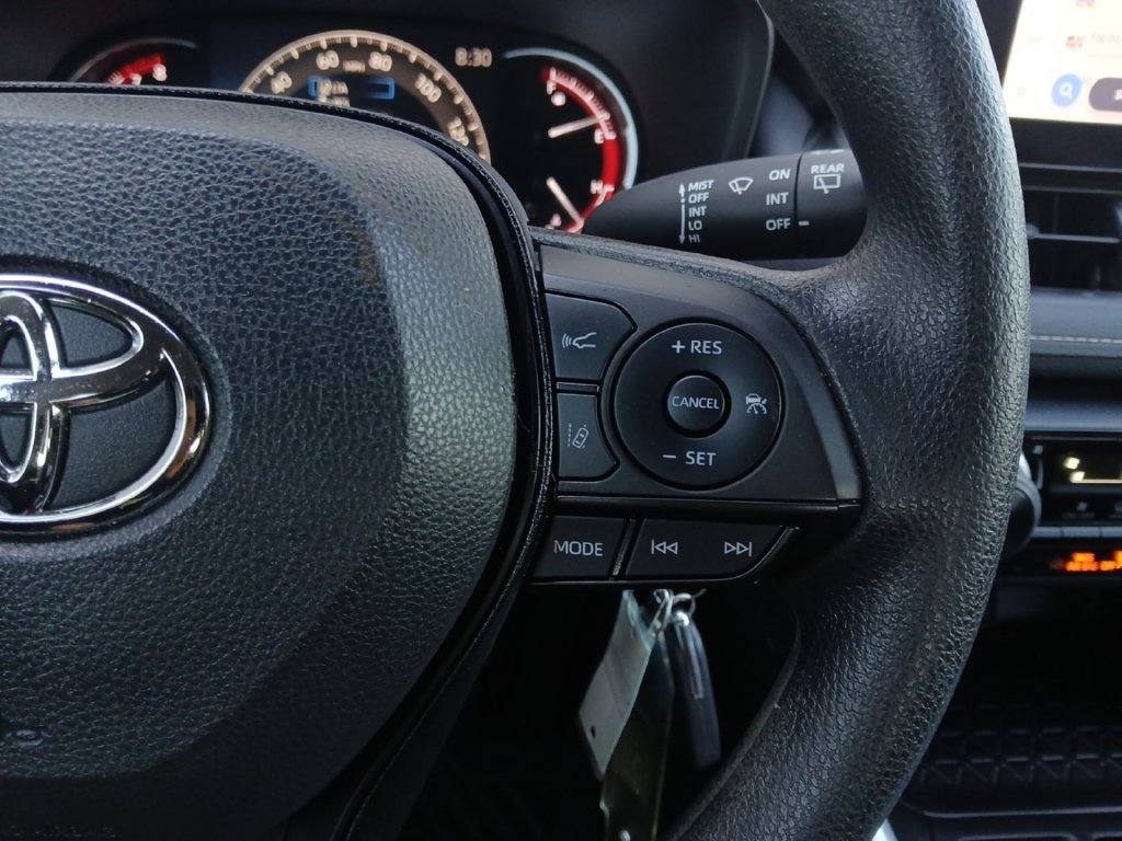 Used 2024 Toyota RAV4 LE FWD image 23