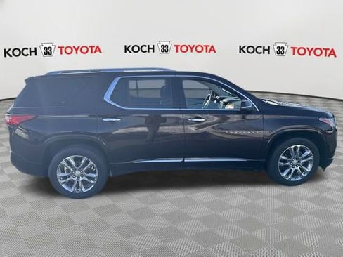 Used 2021 Chevrolet Traverse High Country image 9