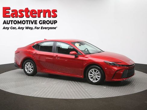 Used 2025 Toyota Camry LE FWD image 47