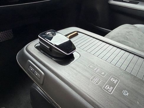 Certified 2024 Nissan Ariya FWD image 24