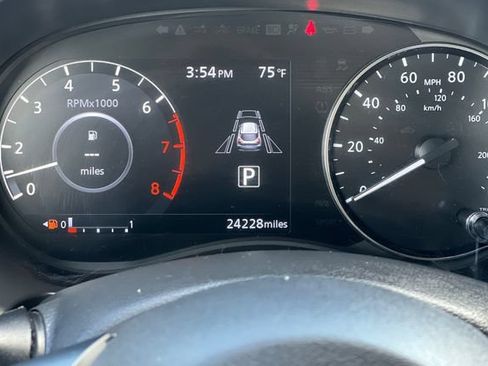 Used 2024 Nissan Kicks SV FWD image 30