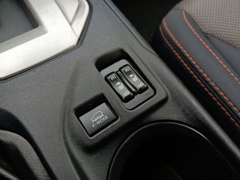 Used 2019 Subaru Crosstrek 2.0i Premium image 22