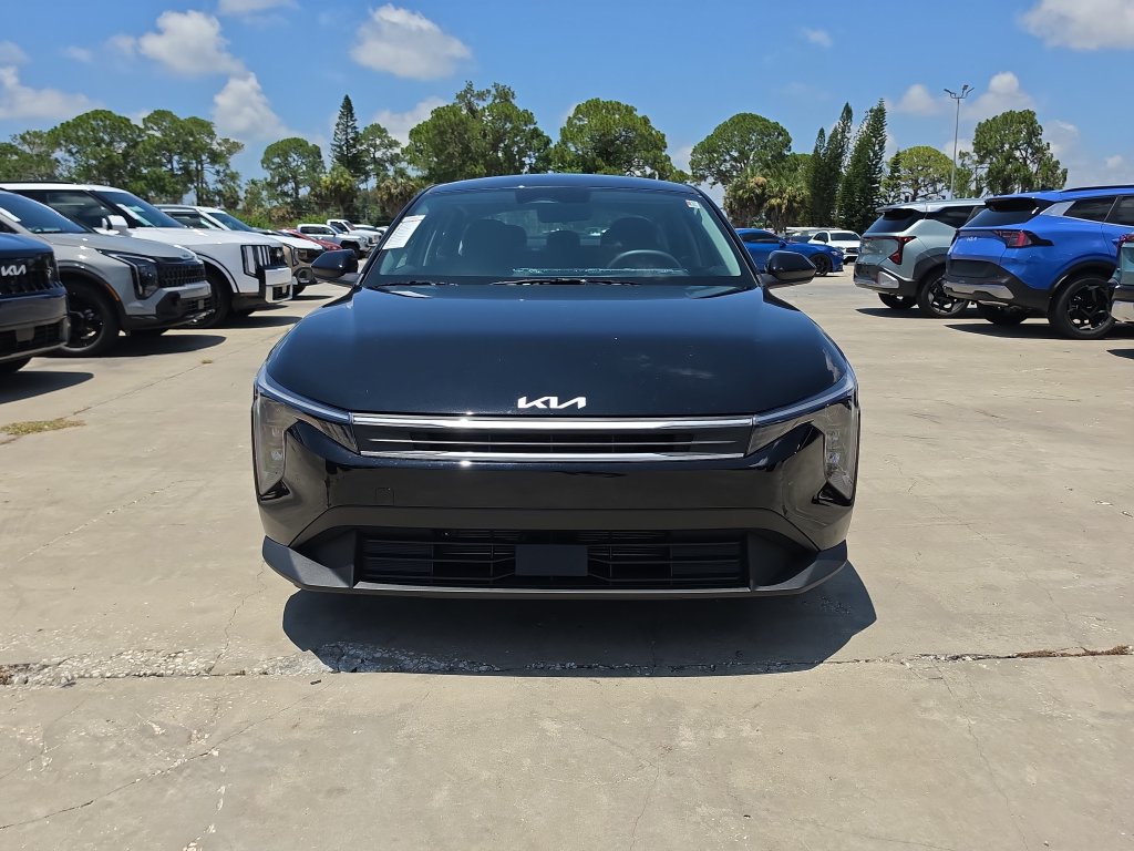New 2026 Kia K4 FWD image 3