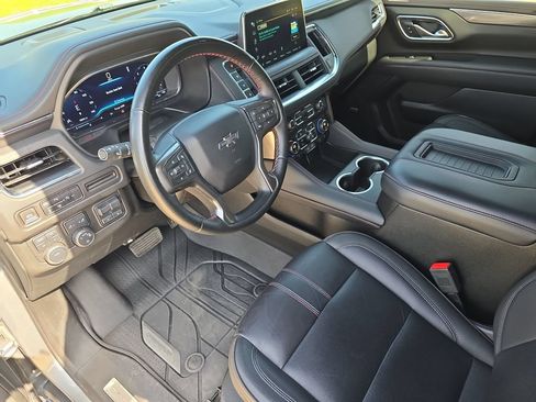 Used 2024 Chevrolet Suburban RST w/ Sport Performance Package AWD/4WD image 17