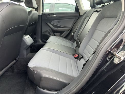 Used 2025 Volkswagen Jetta SE FWD image 21
