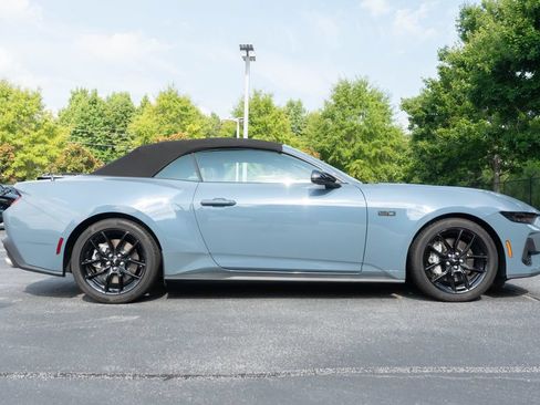 Used 2026 Ford Mustang GT Premium RWD image 11