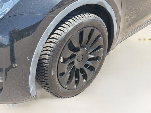 Used 2020 Tesla Model Y Performance AWD/4WD image 11