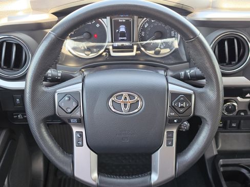 Certified 2023 Toyota Tacoma SR5 w/ Technology Package AWD/4WD image 15