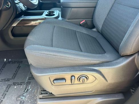 Certified 2022 Chevrolet Silverado 1500 RST w/ Z71 Off-Road Package image 21