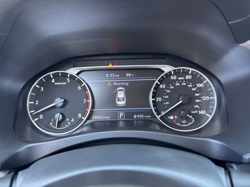 Used 2025 Nissan Altima 2.5 SV FWD image 28