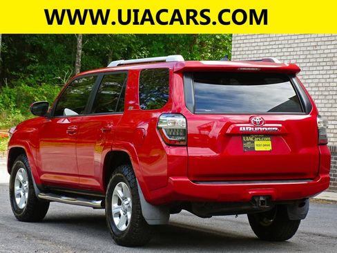 Used 2018 Toyota 4Runner SR5 RWD image 8