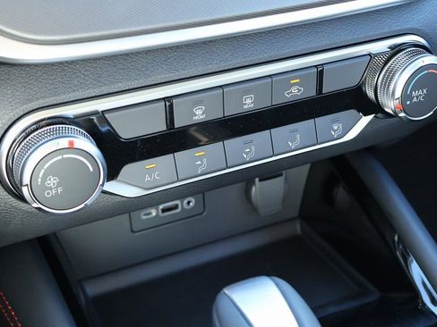 New 2025 Nissan Altima 2.5 SR image 12