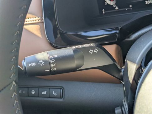 New 2025 Nissan Pathfinder Platinum w/ Cargo Package image 32