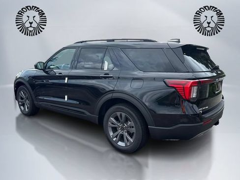New 2026 Ford Explorer Active w/ Active Comfort Package AWD/4WD image 9
