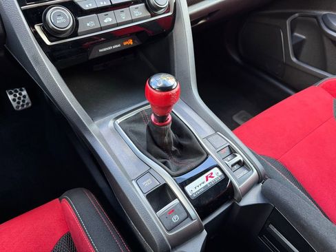 Used 2020 Honda Civic Type R image 23