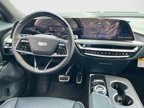 New 2026 Cadillac Lyriq Signature Sport w/ Nappa Leather Package AWD/4WD image 2