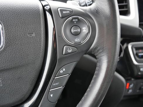 Used 2016 Honda Pilot Elite image 32