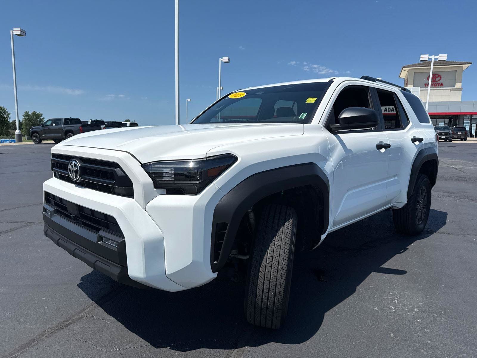 Certified 2025 Toyota 4Runner SR5 AWD/4WD image 4