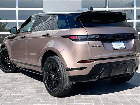 New 2026 Land Rover Range Rover Evoque Dynamic SE AWD/4WD image 3