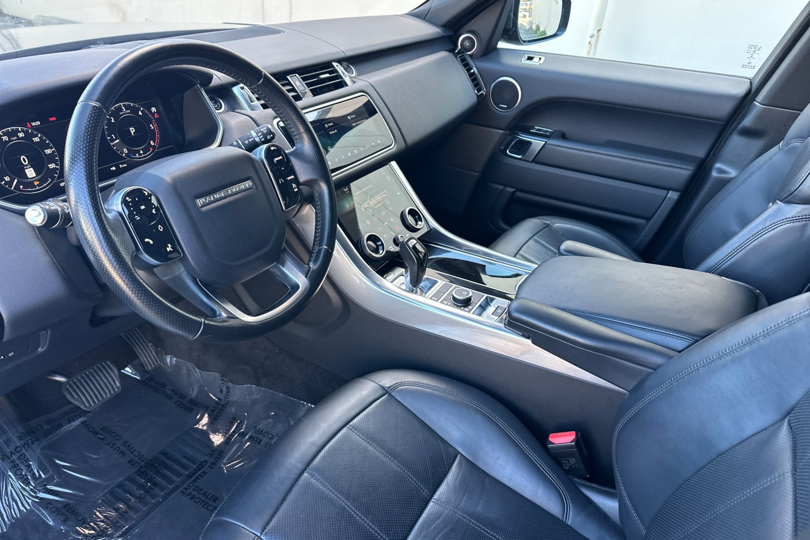 Used 2018 Land Rover Range Rover Sport HSE AWD/4WD image 13