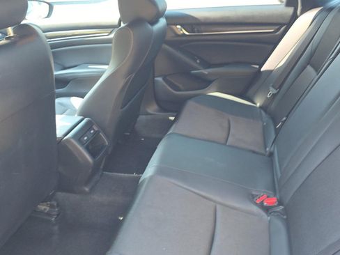 Used 2022 Honda Accord Sport image 11
