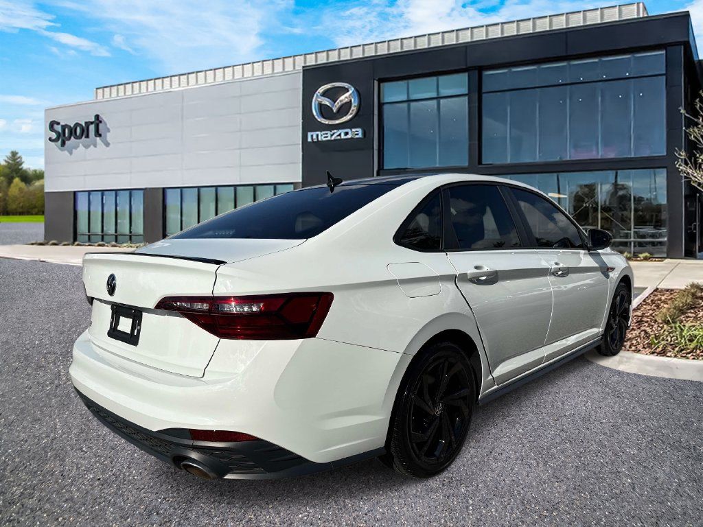 Used 2024 Volkswagen Jetta GLI Autobahn FWD image 3