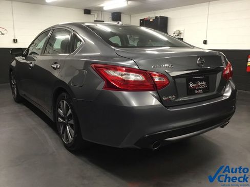 Used 2017 Nissan Altima 2.5 SL image 8