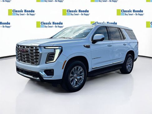 Used 2025 GMC Yukon Denali RWD image 3