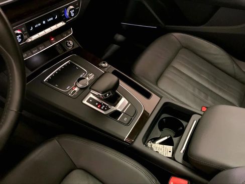 Used 2018 Audi Q5 2.0T Premium Plus w/ Premium Plus Package AWD/4WD image 16