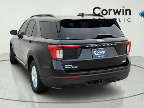 Certified 2025 Ford Explorer Active AWD/4WD image 4