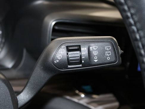 Used 2023 Ford Explorer Limited image 42