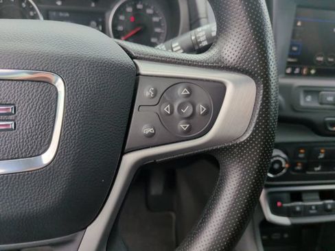 Used 2024 GMC Terrain SLE AWD/4WD image 15