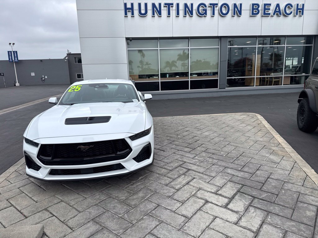 Used 2025 Ford Mustang GT Premium RWD image 21