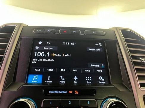 Used 2017 Ford F150 Platinum w/ Equipment Group 701A Luxury AWD/4WD image 27